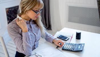 ​​Как самозанятому заплатить налог авансом