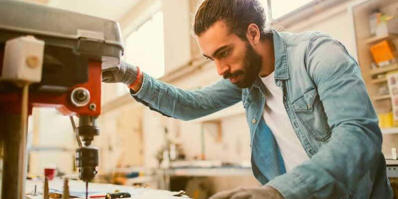 Самозанятый в производстве и на работе